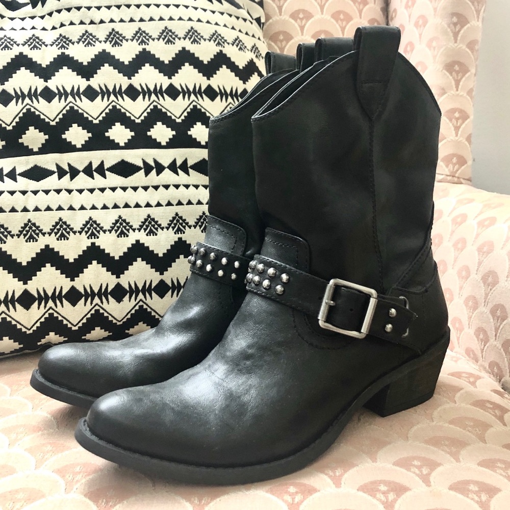 Western Ankle Boot